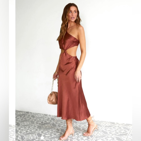 Vici Cosmia Satin Cutout Midi Dress - Picture 3 of 4